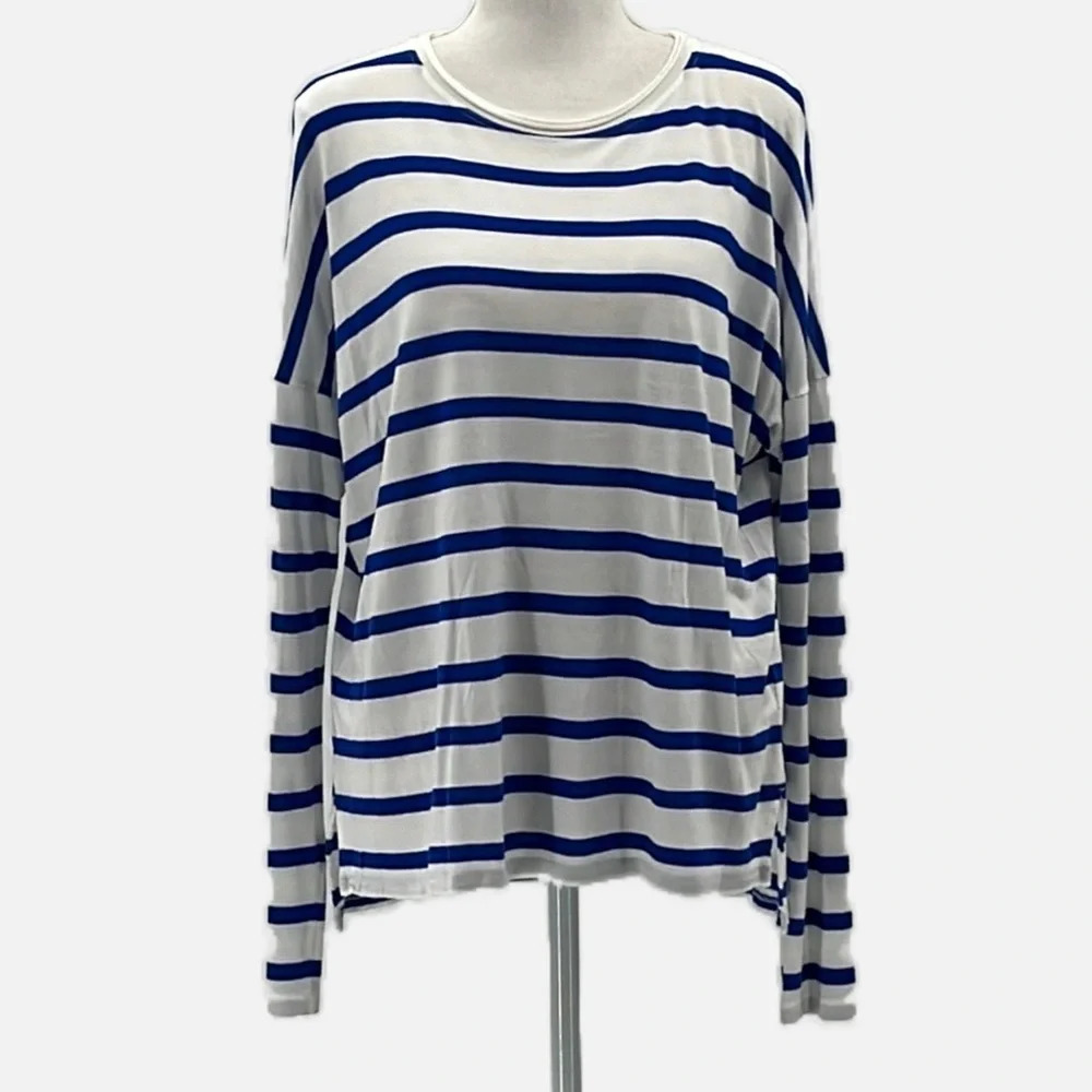 Vince Striped Drop Shoulder Long Sleeve Viscose T Shirt in Blue/White - Small